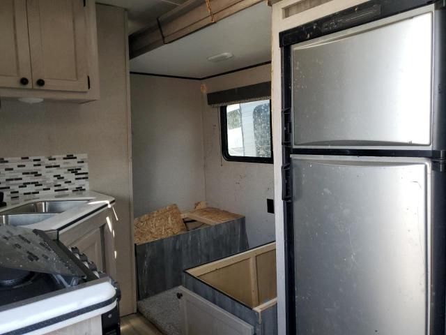2019 Riverside 193 Retro