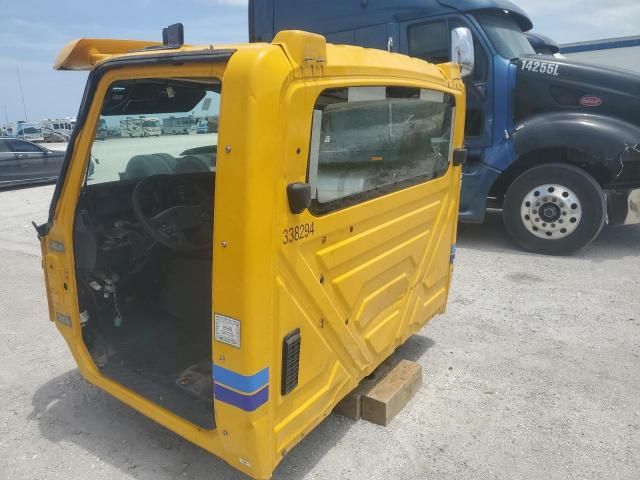 2020 International LT625