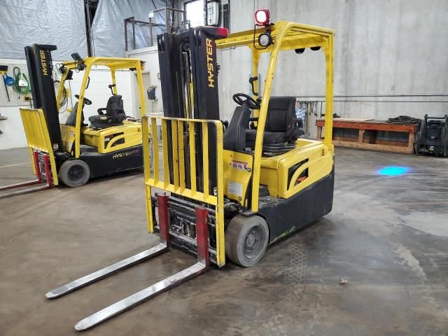 2016 Hyster J40XNT Forklift