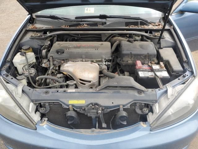 2004 Toyota Camry LE