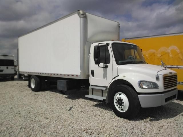 2017 Freightliner M2 106 med