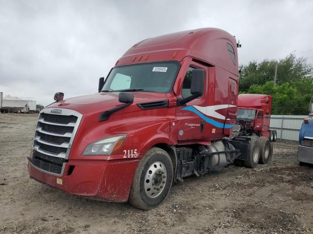 2021 Freightliner Cascadia 126 Semi Truck