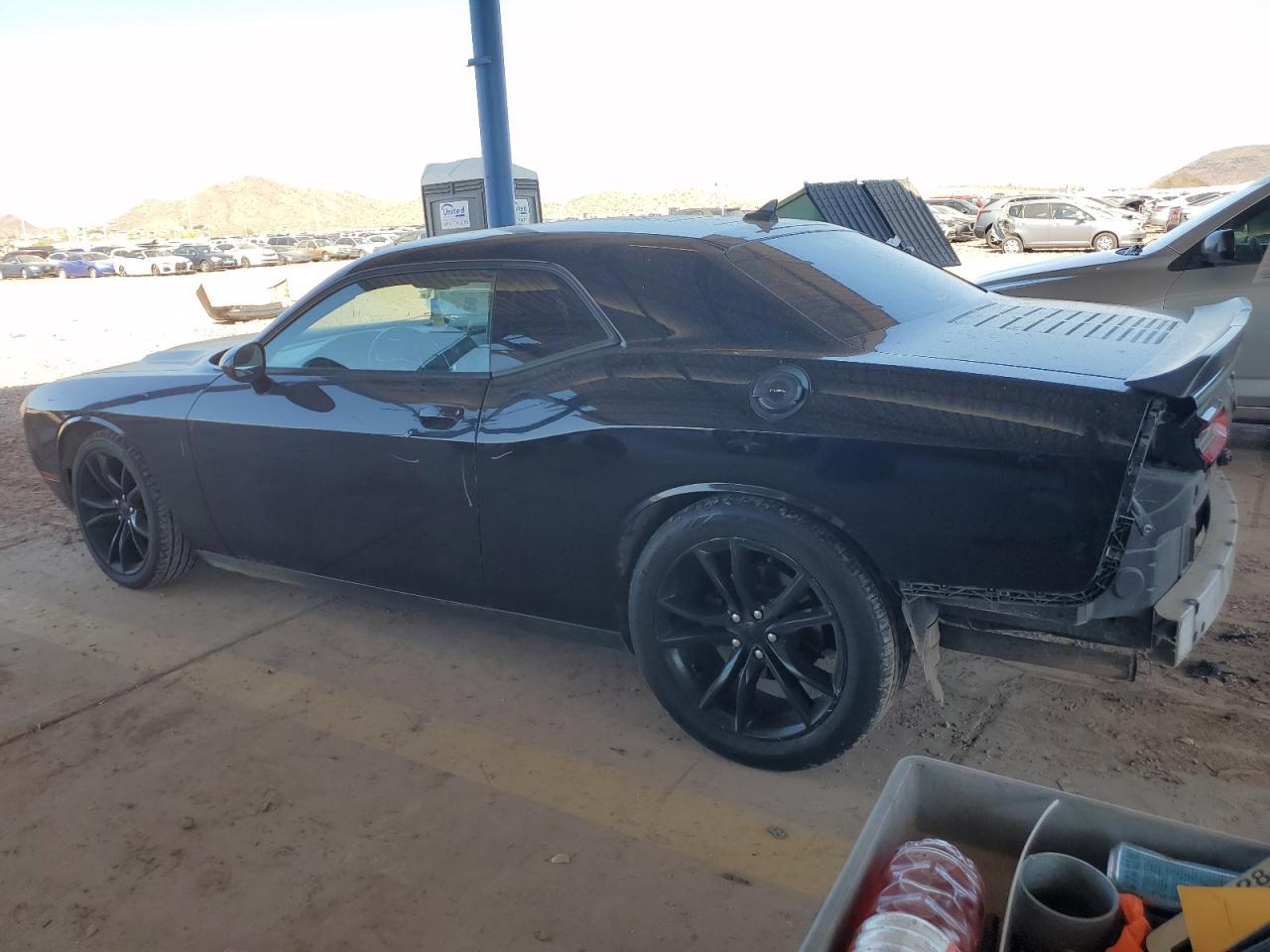 2016 Dodge Challenger sxt