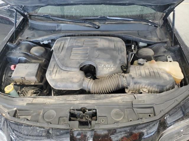 2018 Chrysler 300 S