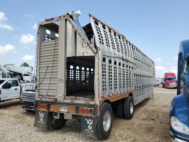 2000 Wilson Livestock Trailer