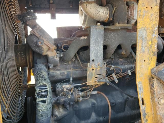 2000 John Deere 6400 Skidder