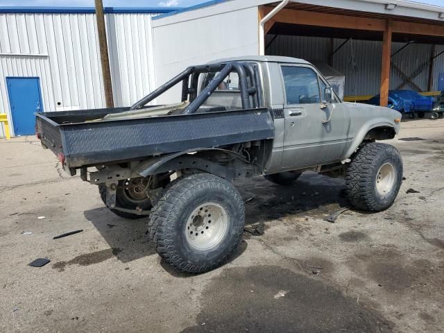1982 Toyota Pickup RN38