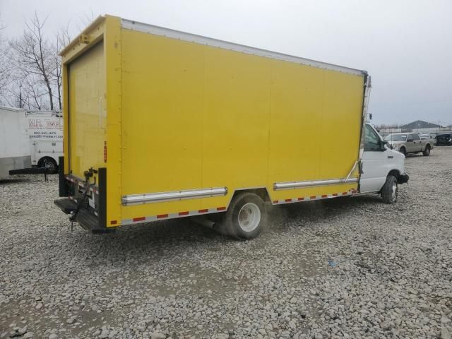 2023 Ford Econoline E350 Super Duty Cutaway Van