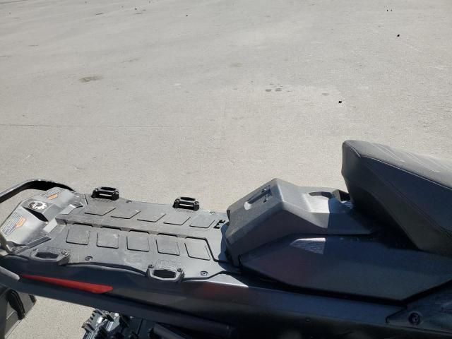 2025 Skidoo 2025 Skidoo Renegade