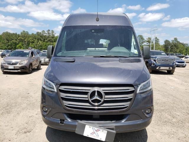 2021 Mercedes-Benz Sprinter 2500
