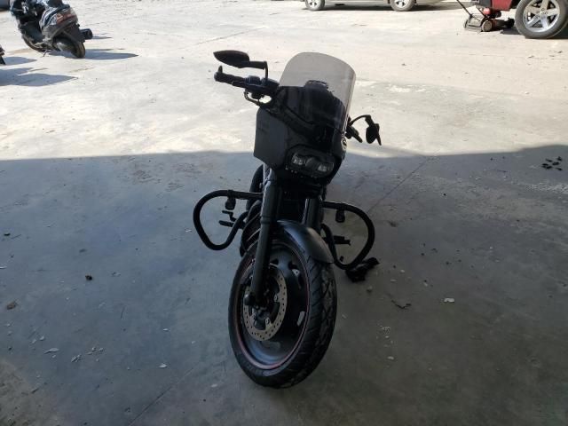 2010 Harley-Davidson Vrscdx