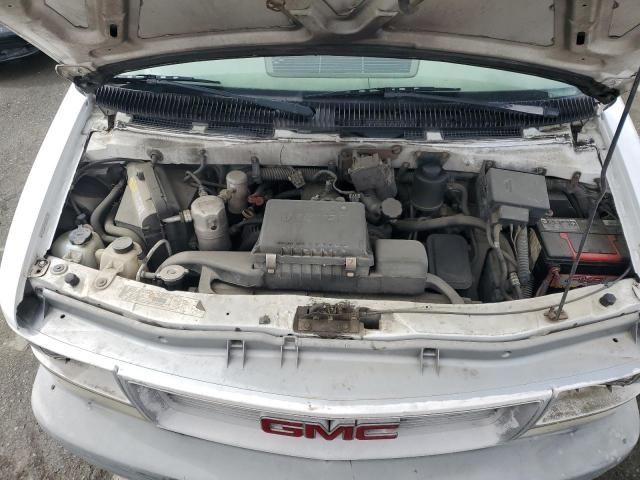 2000 GMC Safari XT