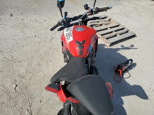 2024 Ducati Streetfighter V2