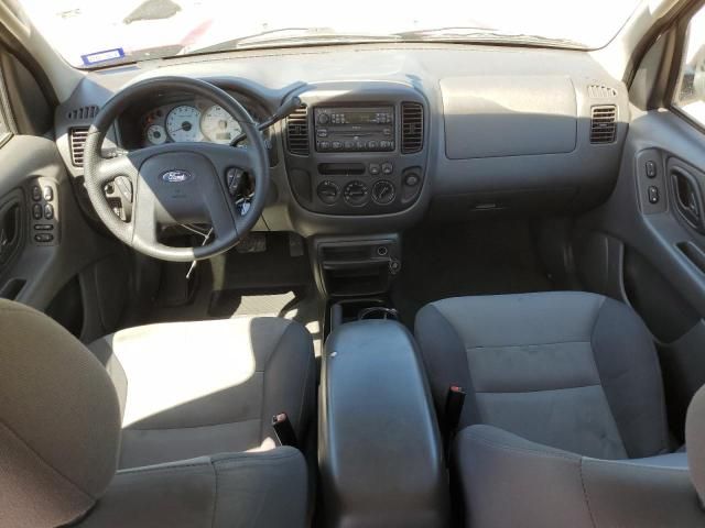 2003 Ford Escape XLS