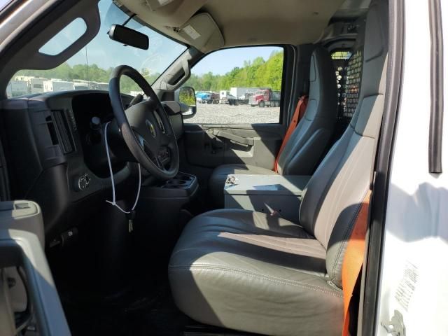 2016 Chevrolet Express G2500