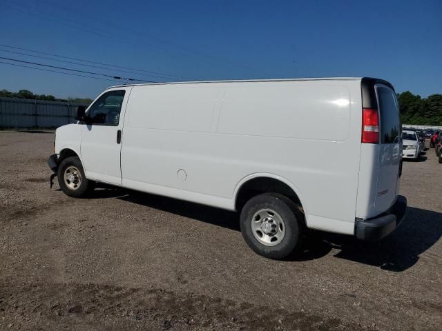 2018 Chevrolet Express G2500