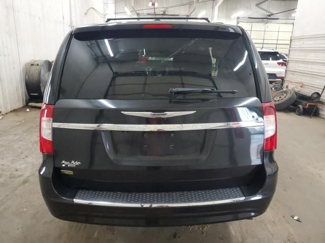 2012 Chrysler Town & Country Touring