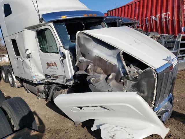2023 Peterbilt 579 Semi Truck