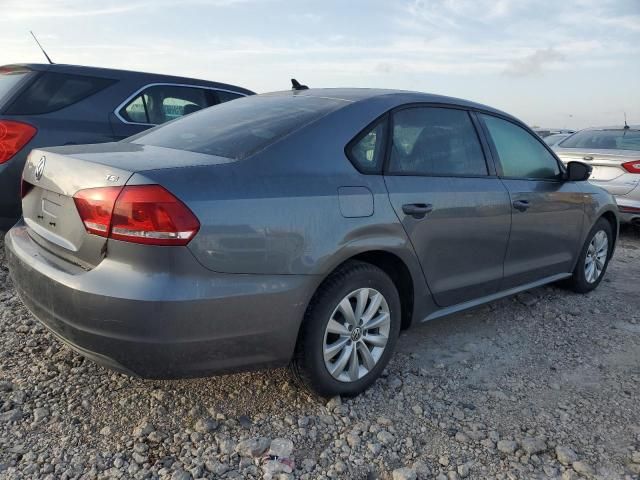 2015 Volkswagen Passat S