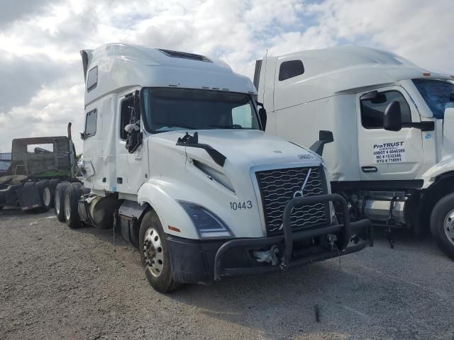 2022 Volvo VNL Truck Cab AND Chassis