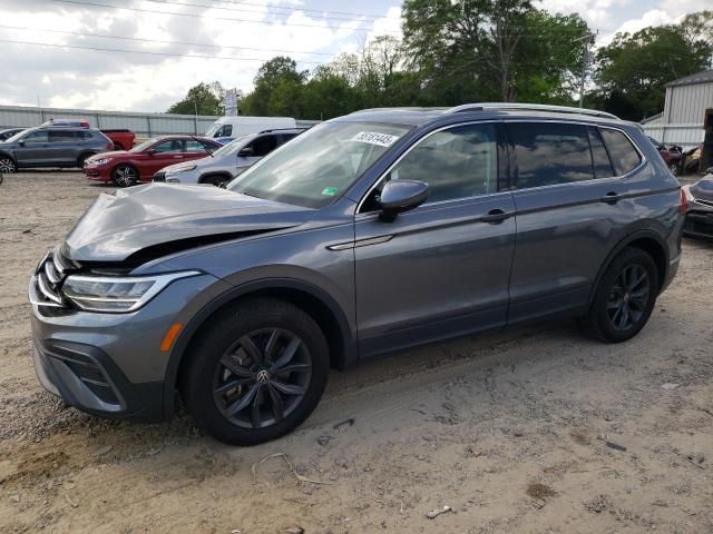 2022 Volkswagen Tiguan SE