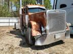 2005 Peterbilt 379 Semi Truck