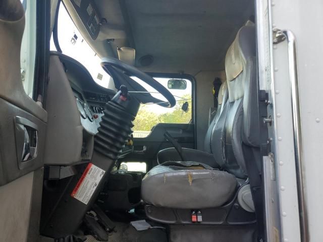 2018 Kenworth Construction T370