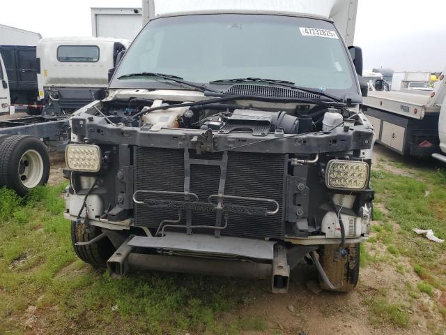 2015 GMC Savana Delivery van