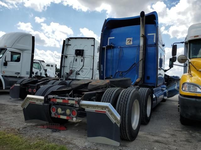 2009 Kenworth T2000 Semi Truck