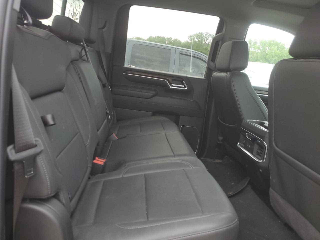 2024 GMC Sierra K2500 slt