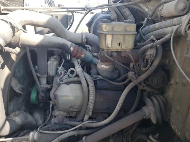 1997 International 4700 BOX Truck