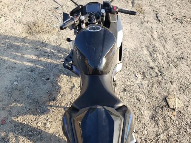 2025 Kawasaki EX500 A