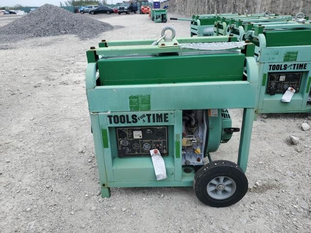 2010 Titan TG 7500D