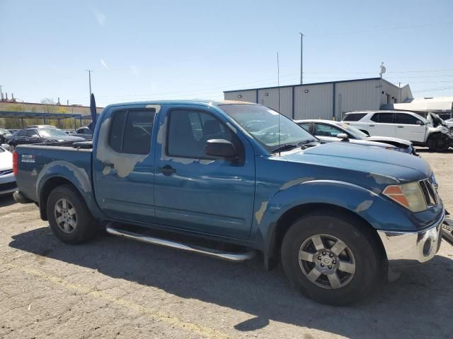 2005 Nissan Frontier Crew Cab LE