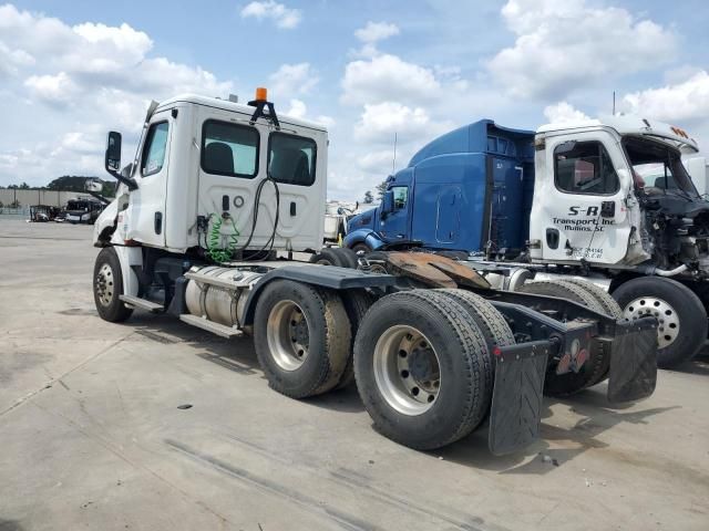 2023 Freightliner Cascadia 126 Semi Truck