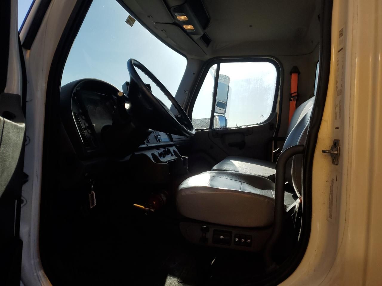 2017 Freightliner M2 106 MED