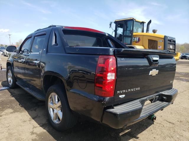 2011 Chevrolet Avalanche LT