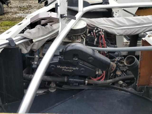 1994 Mastercraft Boat