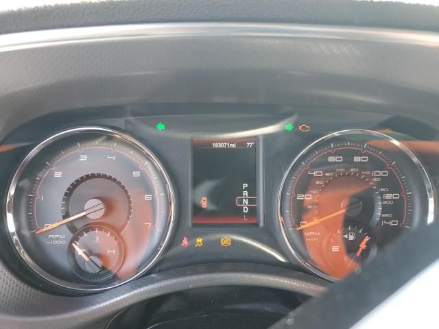 2013 Dodge Charger SE