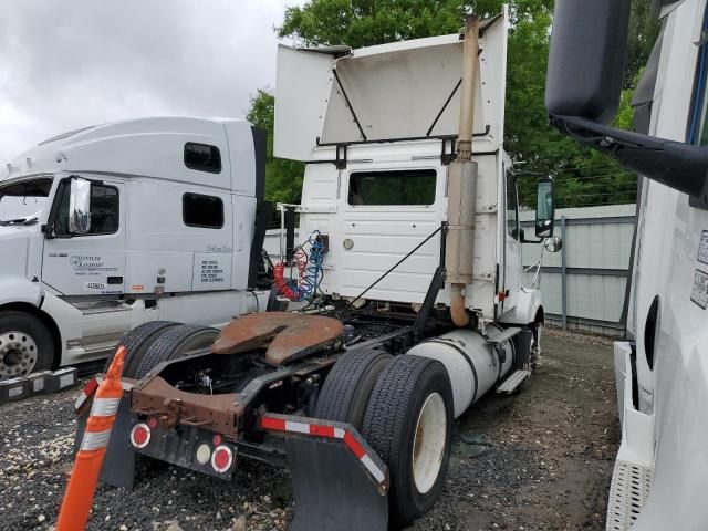 2007 Volvo VNL Semi Truck