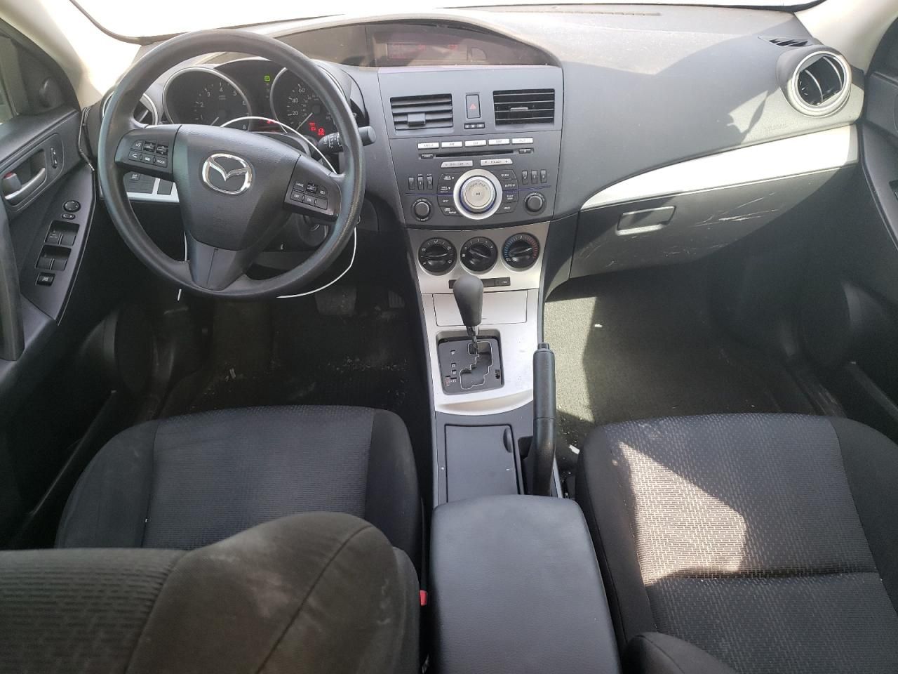 2010 Mazda 3 I