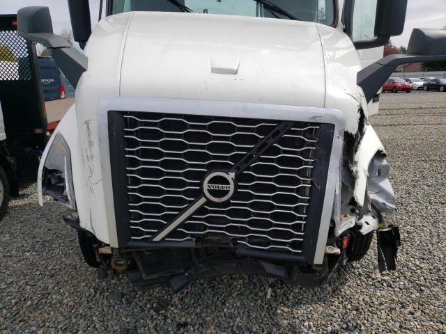 2020 Volvo VNL Semi Truck