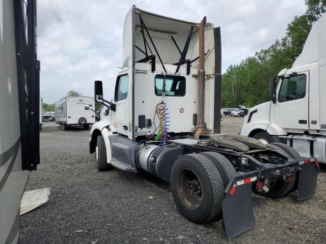 2016 Peterbilt Tractor 2016 Peterbilt 579 Semi Truck