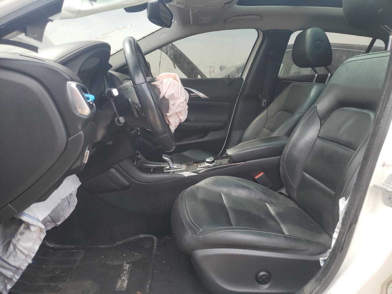 2017 Infinity Qx30 Base