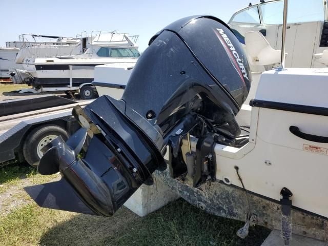 1999 Seaswirl Boat