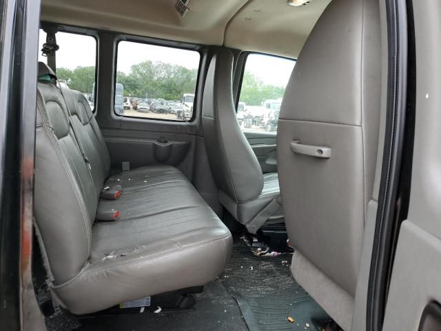 2010 GMC Savana G2500 LS