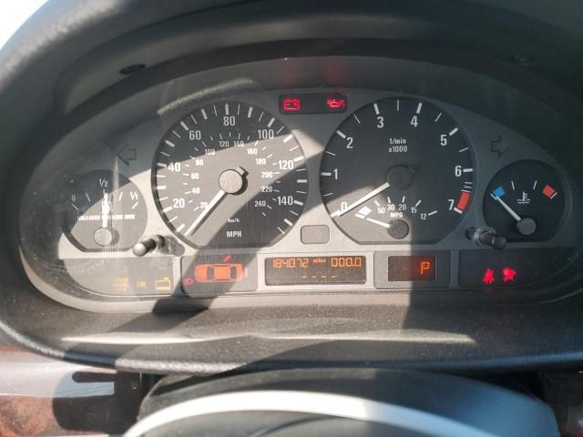 2004 BMW 325 IS Sulev