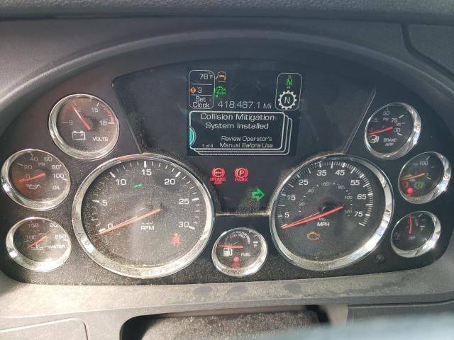 2020 Kenworth T680 Semi Truck