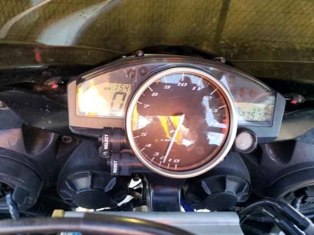 2006 Yamaha YZFR1