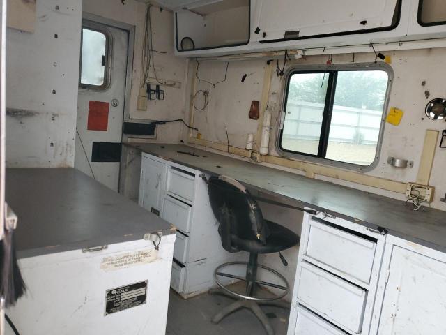 2005 Fleetwood Pace Visio 2005 Pelsue Fiber Optic Splicing Trailer